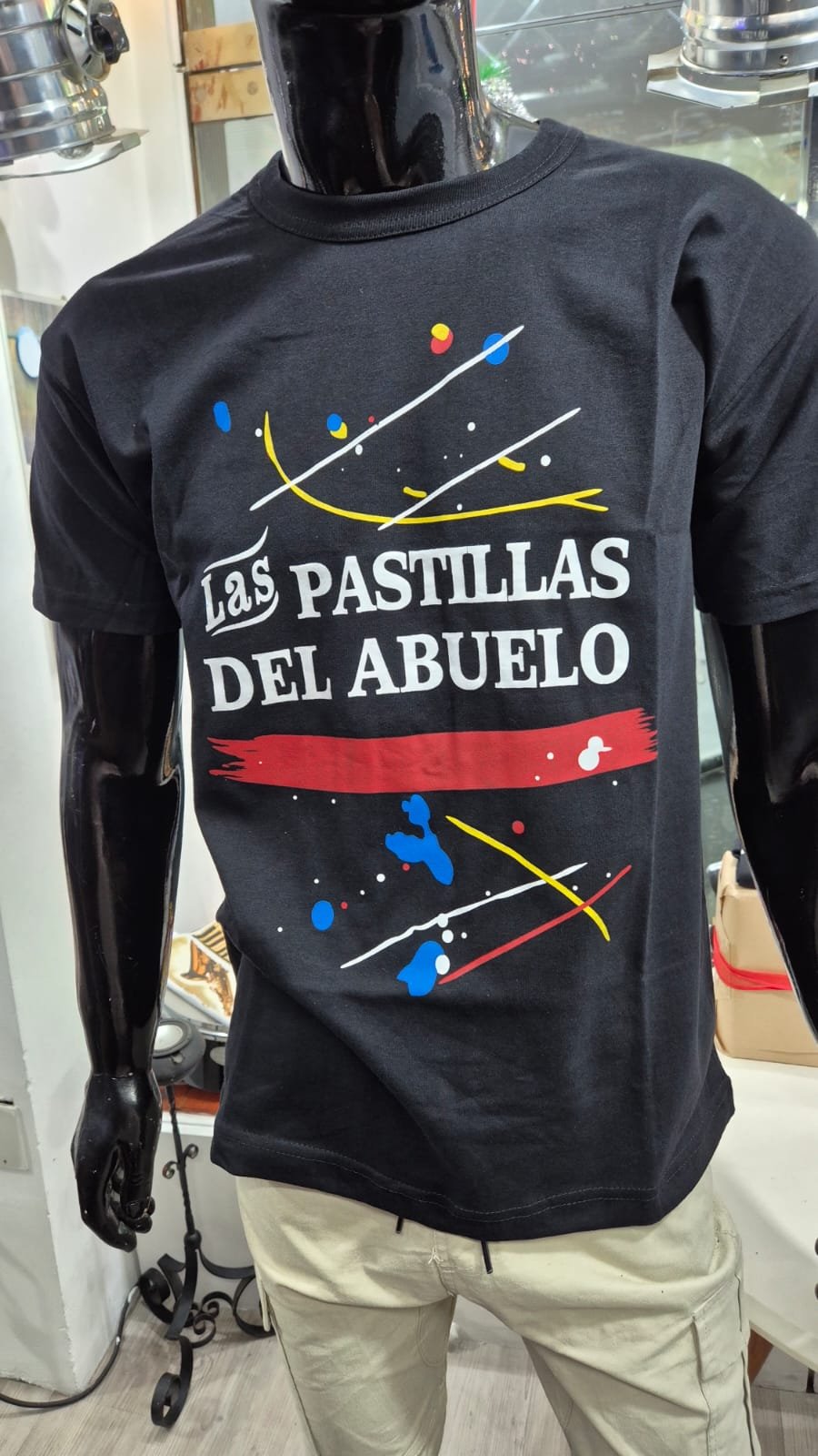 REMERA- LAS PASTILLAS