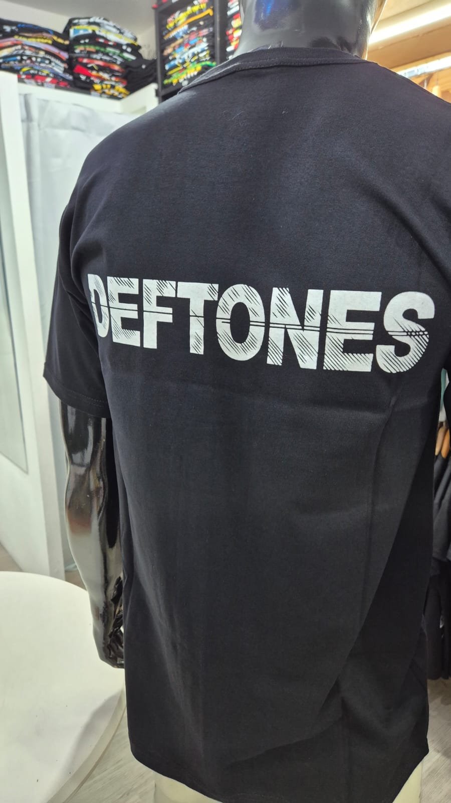 Alternative view of REMERA DEFTONES