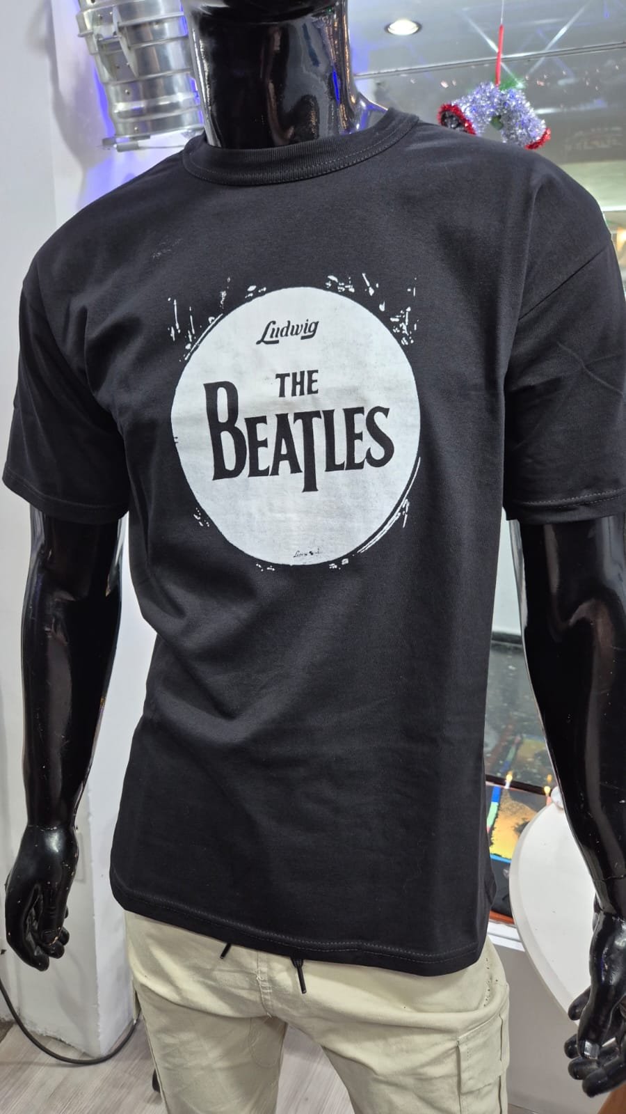 REMERA- BEATLES
