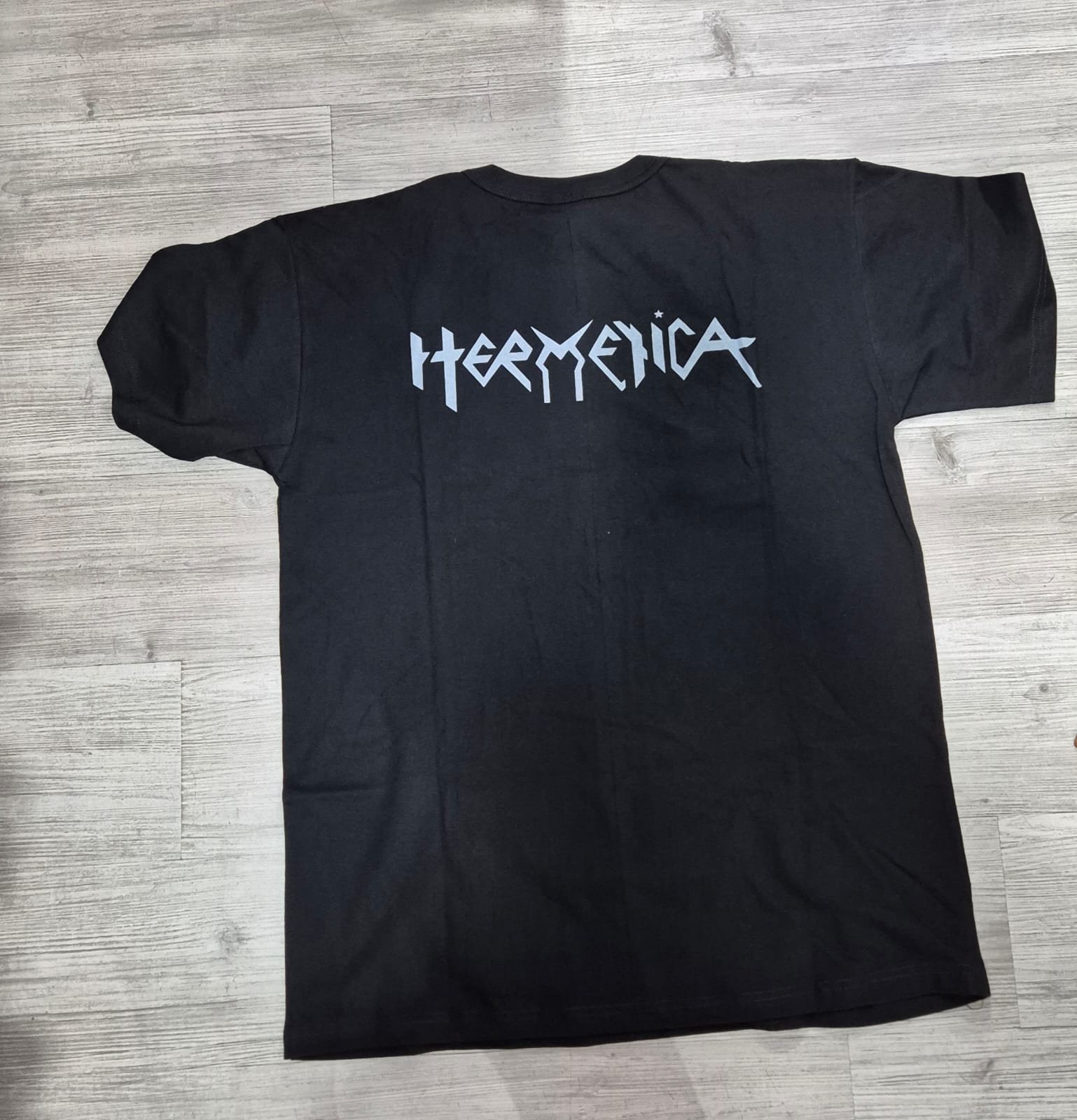 Alternative view of REMERA HERMETICA