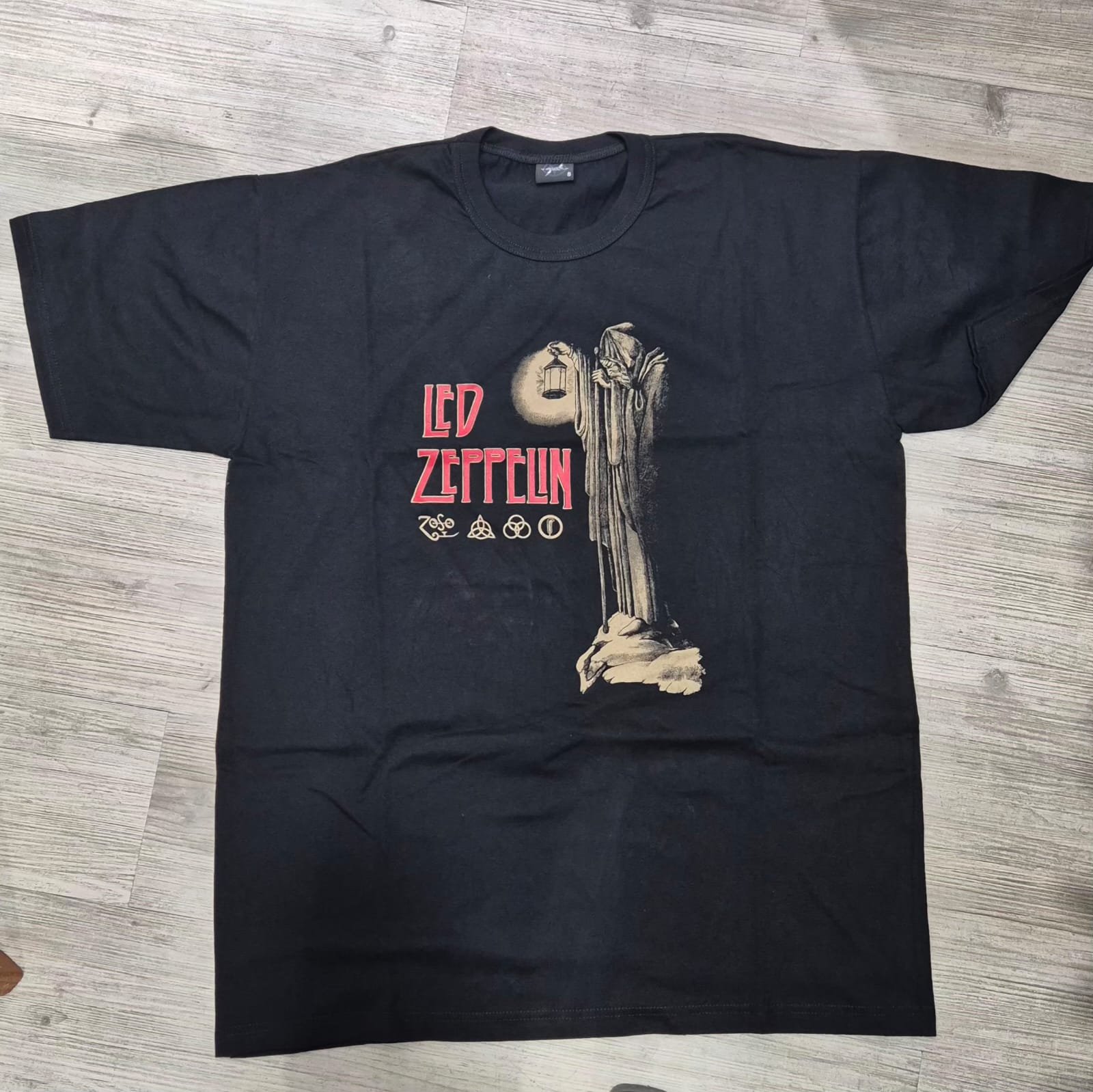 REMERA- LED ZEPPELIN