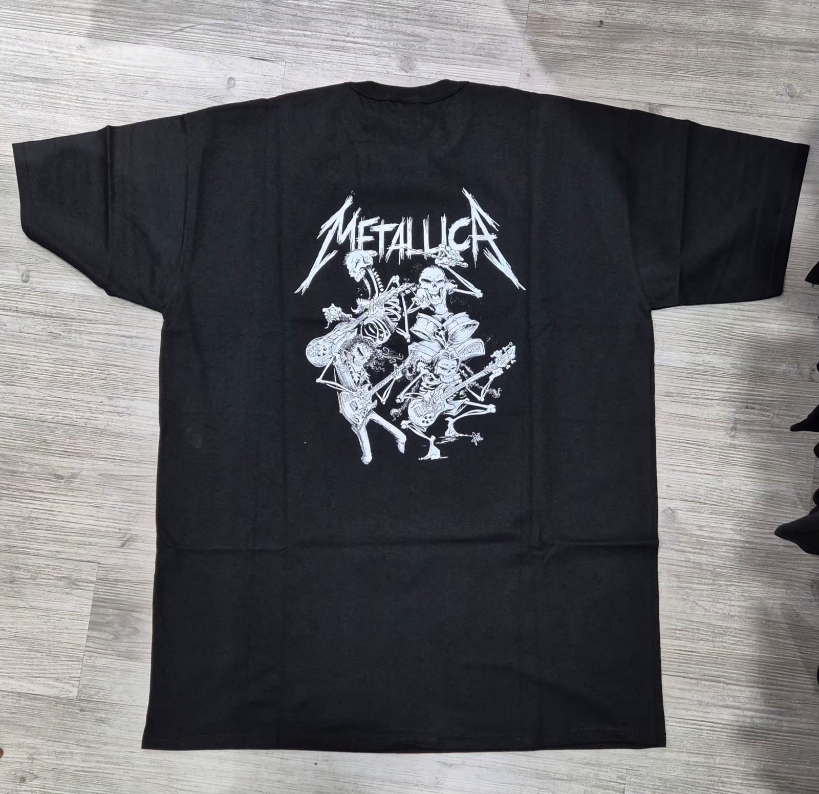 Alternative view of REMERA METALLICA- RIDE THE LIGHTNING
