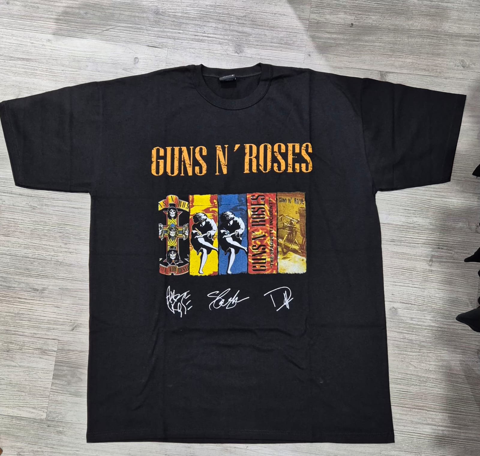 REMERA GUNS N´ ROSES