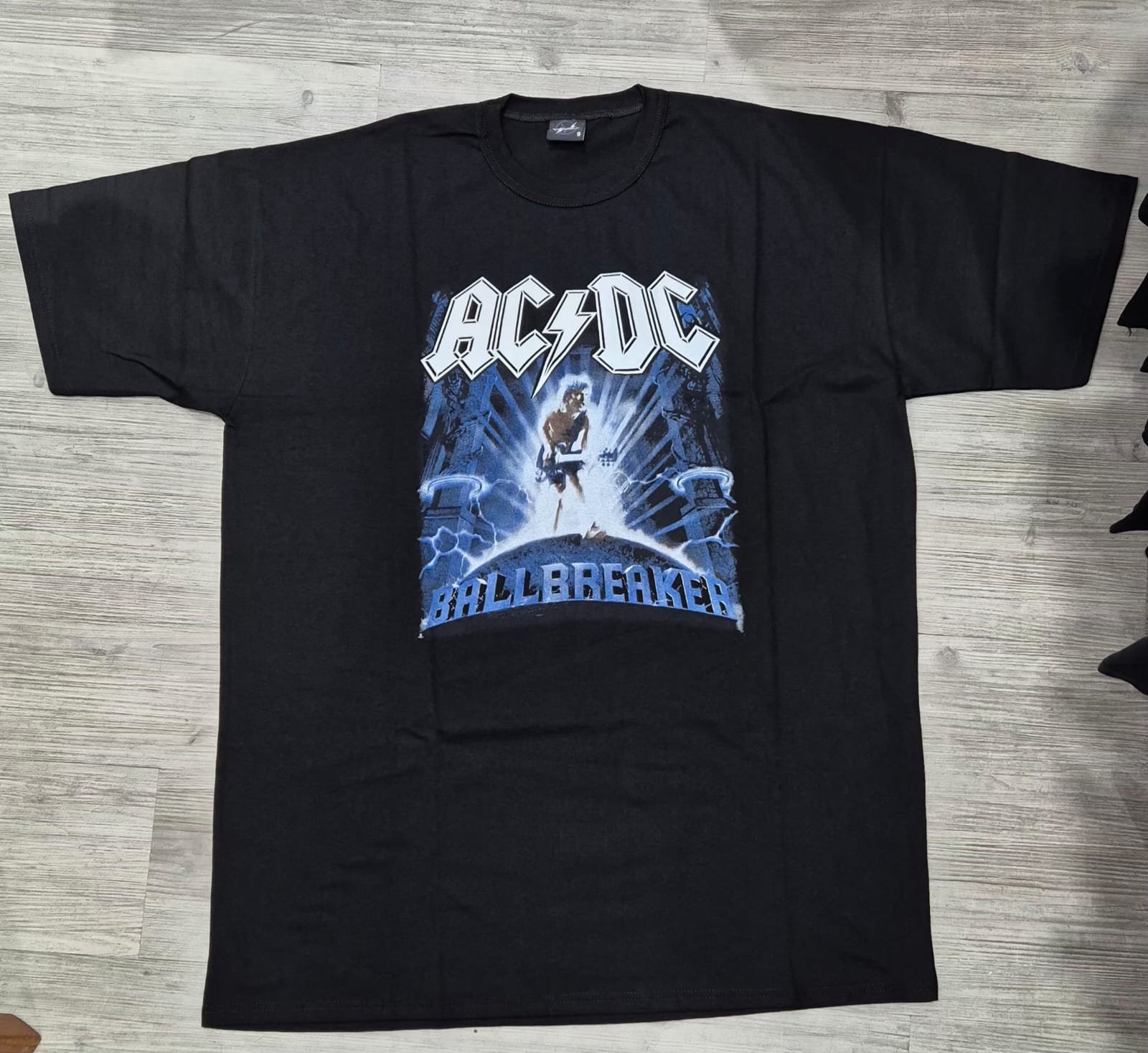 REMERA AC/DC- BALL BREAKER