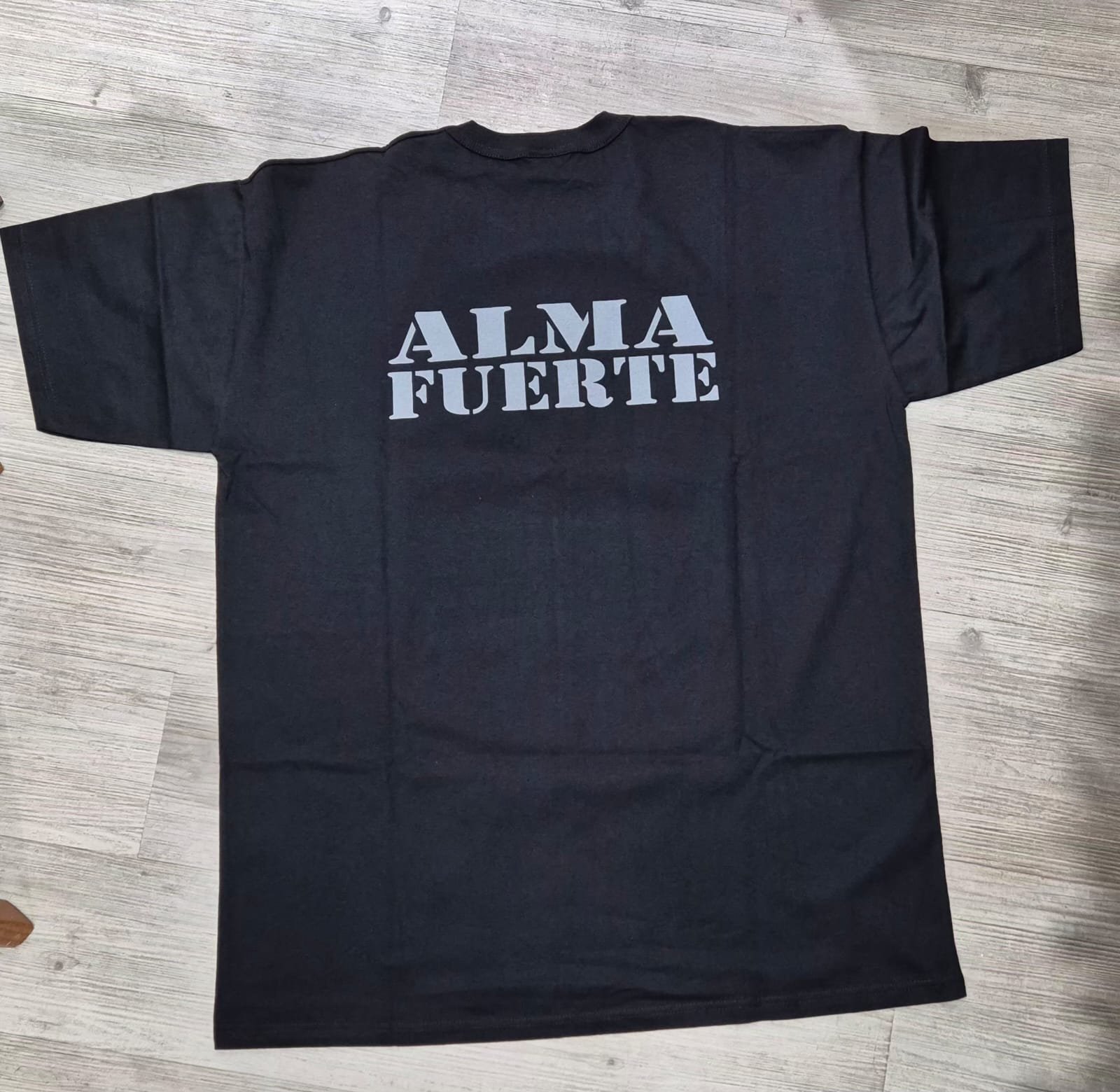 Alternative view of REMERA ALMAFUERTE